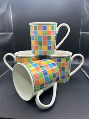 Set Of 4!!  Retired Villeroy & Boch Twist Alea Limone Mugs  3.5 Excellent!